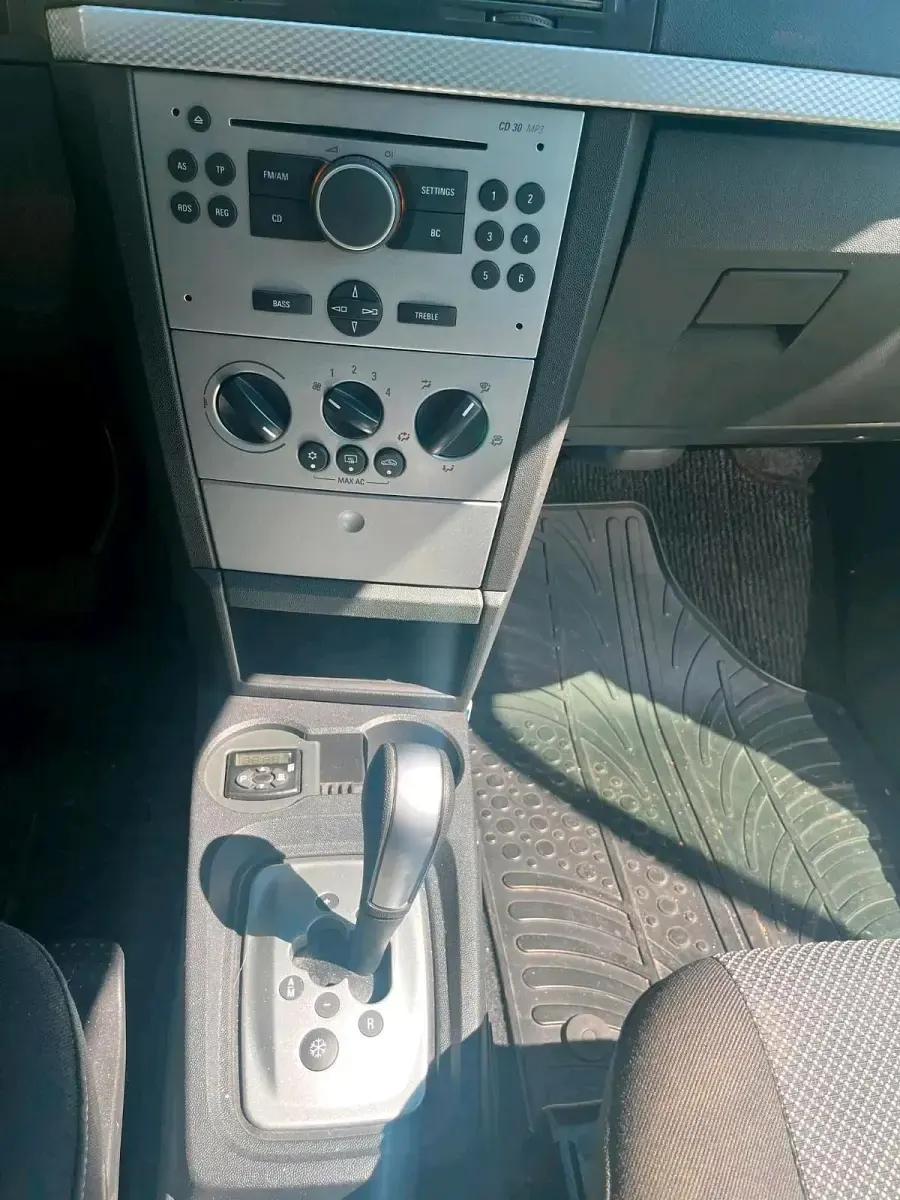 Gebraucht Opel Meriva 125 PS (91 kW) 2006 Van / Kleinbus