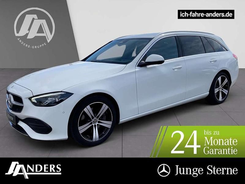 Polarweiss Gebraucht 2023 Mercedes C200 Avantgarde Limousine | 30.384 € (Guter Preis) - Bild 1/3
