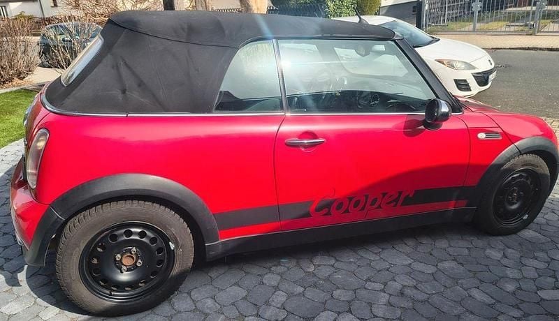 Gebraucht Mini Cooper Cabriolet 116 PS (85 kW) 2005 Rot Cabrio