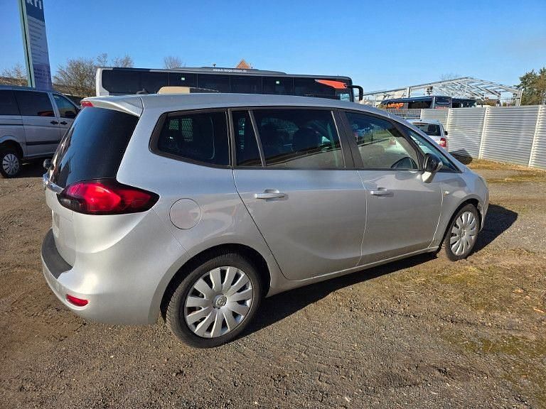 Gebraucht Opel Zafira Tourer Edition 170 PS (125 kW) 2016 Silber Van / Kleinbus
