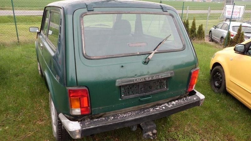 Second-hand Lada niva 82 CP (60 kW) 2009 SUV