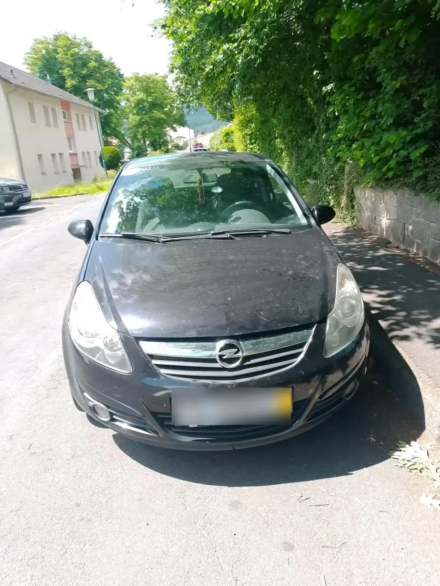 Gebraucht Opel Corsa 90 PS (66 kW) 2010 Schwarz Kleinwagen