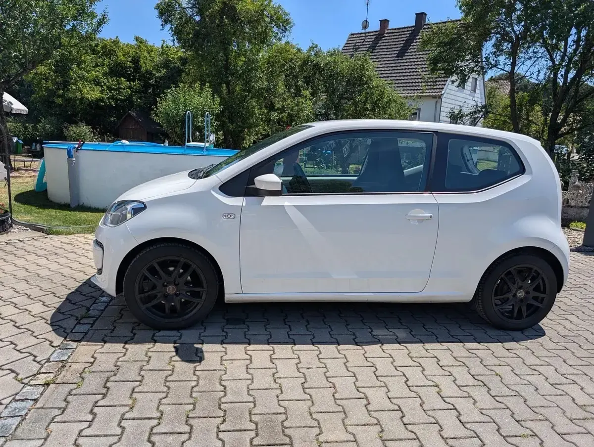 Gebraucht VW up! move up! 75 PS (55 kW) 2016 Weiß Kleinwagen