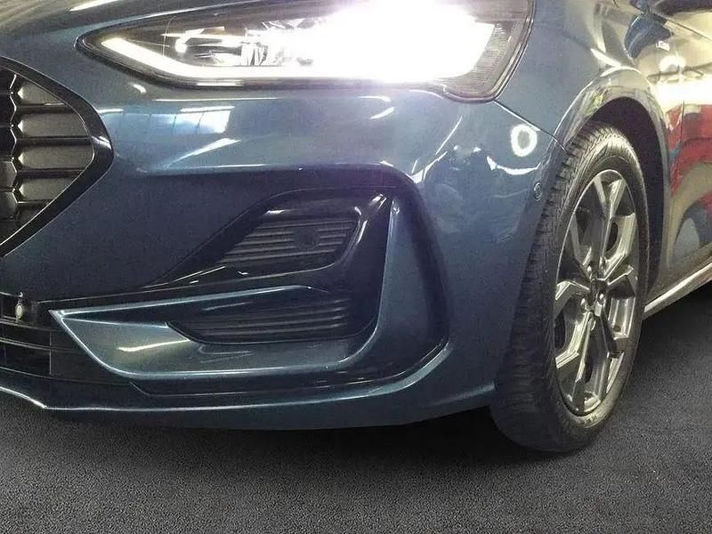 Gebraucht Ford Focus ST-Line X 155 PS (114 kW) 2024 Blue metallic Kombi