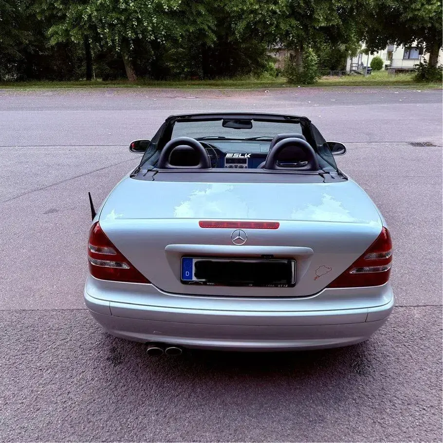 Gebraucht Mercedes SLK200 163 PS (119 kW) 2001 Silber Cabrio
