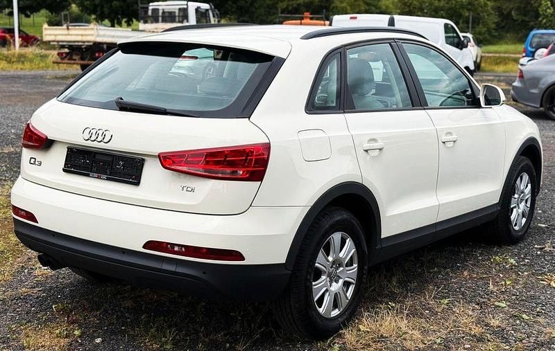 Gebraucht Audi Q3 140 PS (102 kW) 2012 Weiß SUV