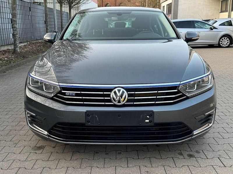 Gebraucht VW Passat GTE 156 PS (114 kW) 2016 Grau Limousine