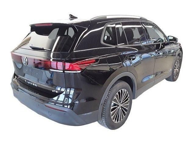 Gebraucht VW Tiguan Life 131 PS (96 kW) 2024 Schwarz SUV