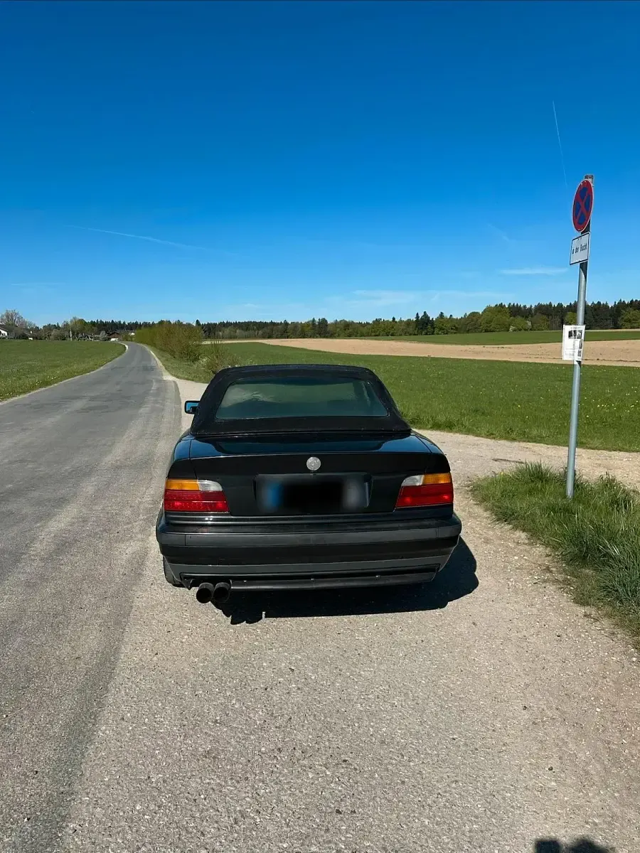 Gebraucht BMW 320 Cabriolet 150 PS (110 kW) 1994 Schwarz Cabrio