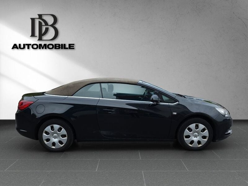 Schwarz Gebraucht 2015 Opel Cascada Edition Cabrio | 8.690 € (Guter Preis) - Bild 1/4
