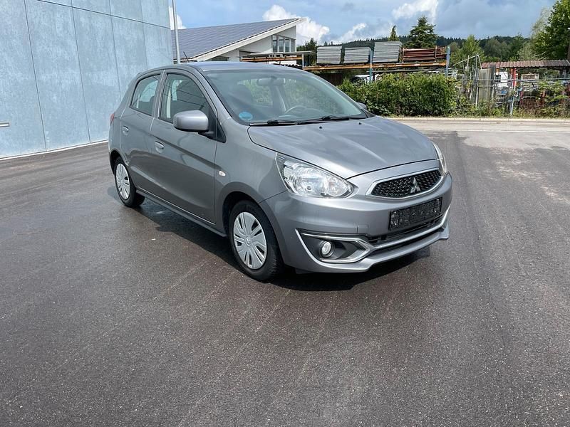 Grau Gebraucht 2016 Mitsubishi Space Star Plus Kleinwagen | 3.899 € (Guter Preis) - Bild 1/4