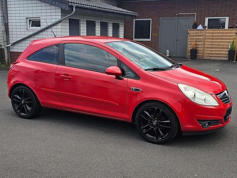 Magma rot (b) Gebraucht 2007 Opel Corsa Kleinwagen | 3.500 € (Fairer Preis) - Bild 1/4