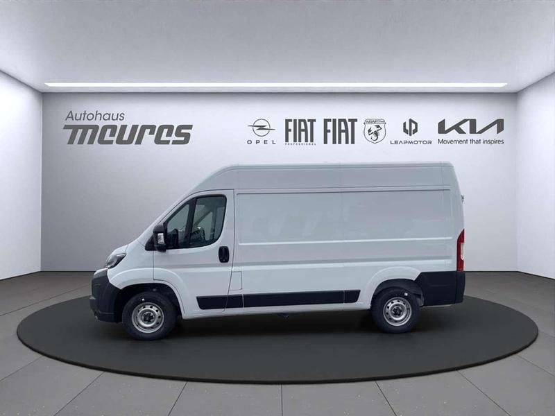 Gebraucht Opel Movano 140 PS (102 kW) 2025 Weiss Van