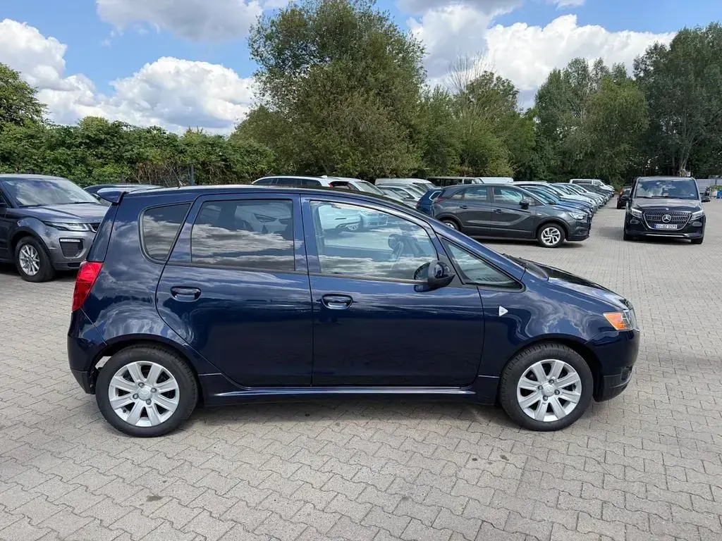 Gebraucht Mitsubishi Colt Plus 95 PS (69 kW) 2012 Blau Kleinwagen