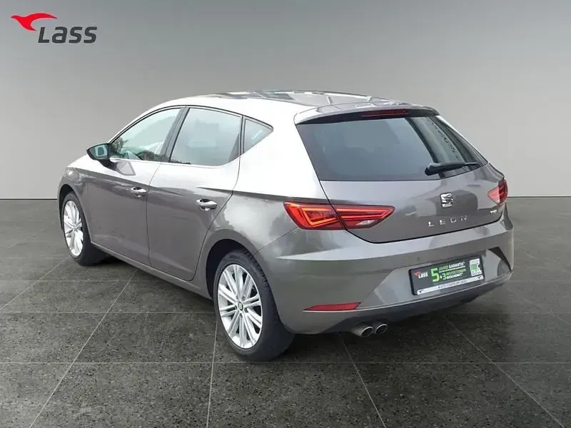 Używany Seat Leon XCELLENCE 125 KM (91 kW) 2017 Szary
