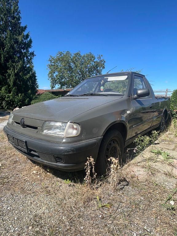 Grau Gebraucht 1999 Skoda Pick-up Abholung | 3.000 € - Bild 1/4