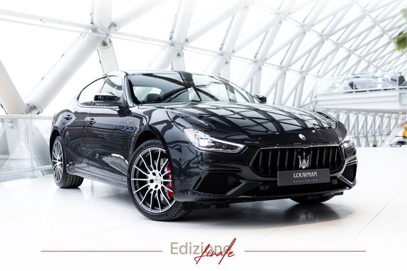 Schwarz Neu 2024 Maserati Ghibli GT Coupé | 96.794 € - Bild 1/4