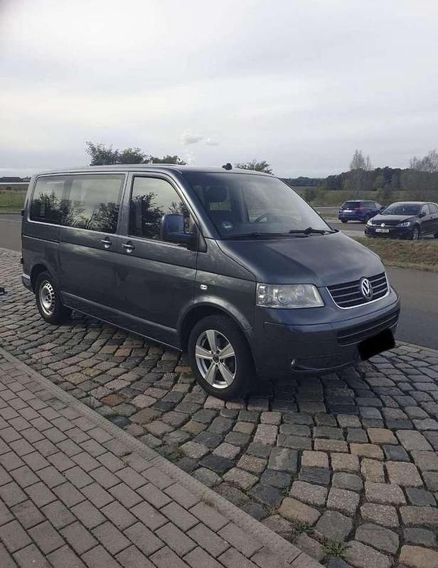 Gebraucht VW T5 131 PS (96 kW) 2006 Grau Van