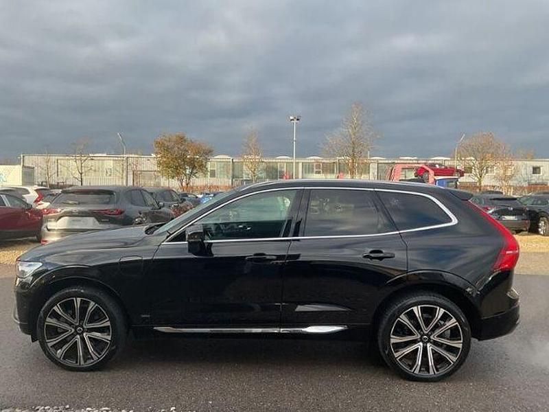 Gebraucht Volvo XC60 Plus 349 PS (256 kW) 2022 Onyx black metallic SUV