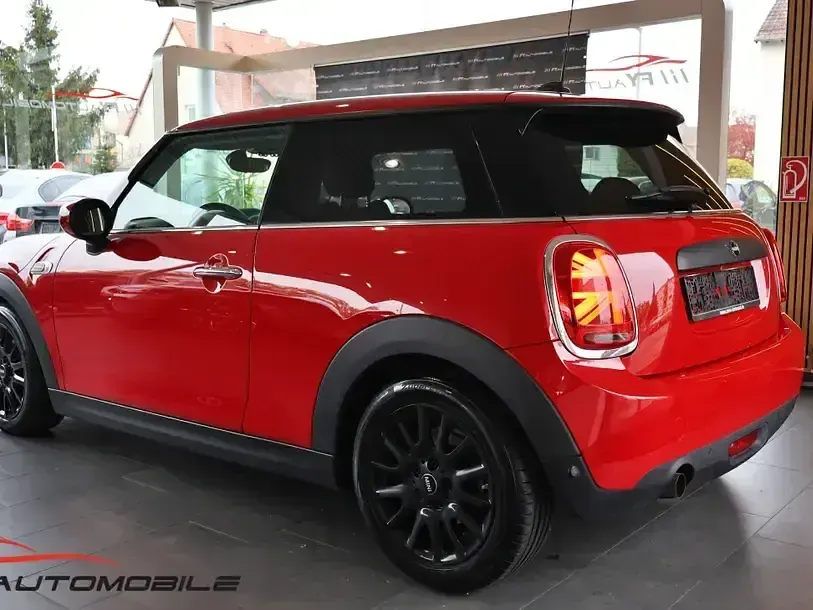 Occasion Mini ONE 102 PK (75 kW) 2020 Rood Hatchback