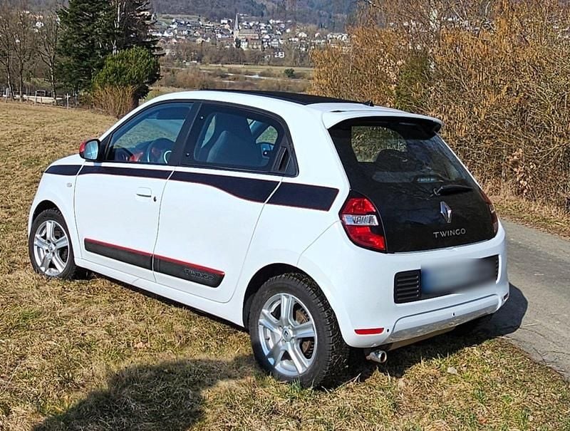 Gebraucht Renault Twingo Luxe 90 PS (66 kW) 2015 Weiß Kleinwagen