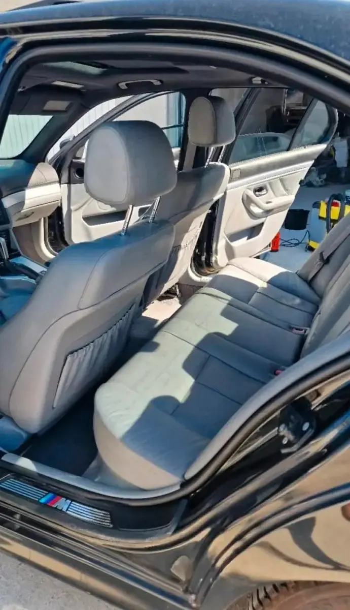 Gebraucht BMW 530 M Sport 193 PS (141 kW) 2002 Schwarz Limousine