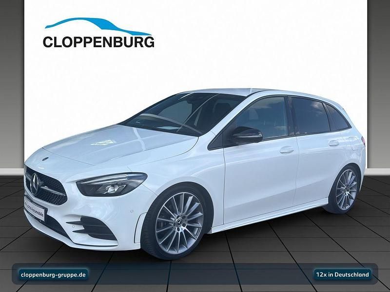 Weiß Gebraucht 2019 Mercedes B200 AMG line Van / Kleinbus | 21.775 € (Teuer) - Bild 1/3
