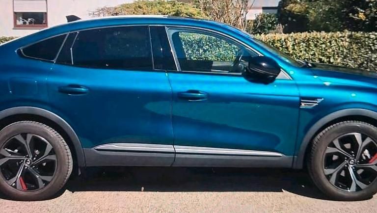 Gebraucht Renault Arkana 145 PS (106 kW) 2022 Blau SUV