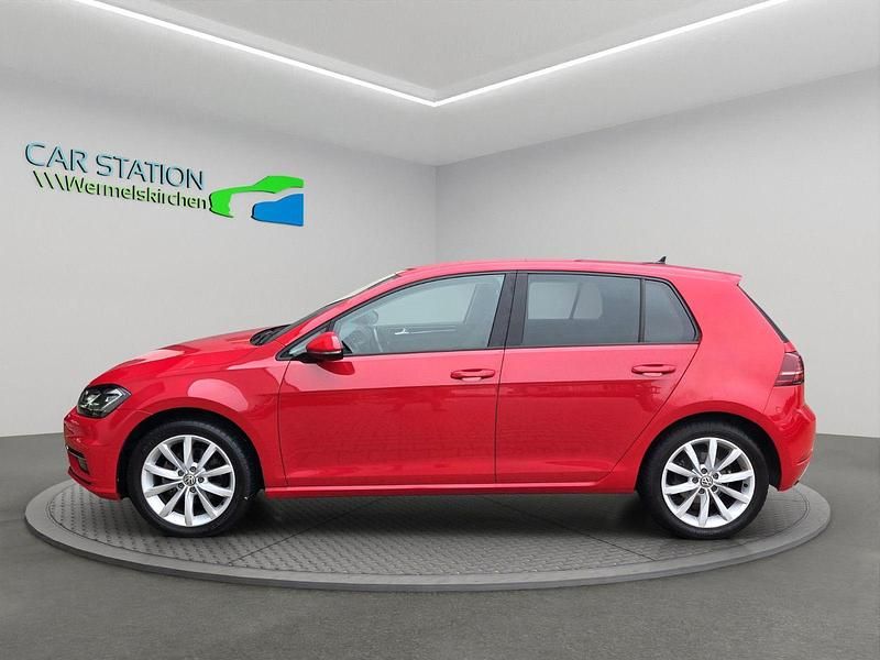 Gebraucht VW Golf VII Highline 150 PS (110 kW) 2017 Rot Limousine