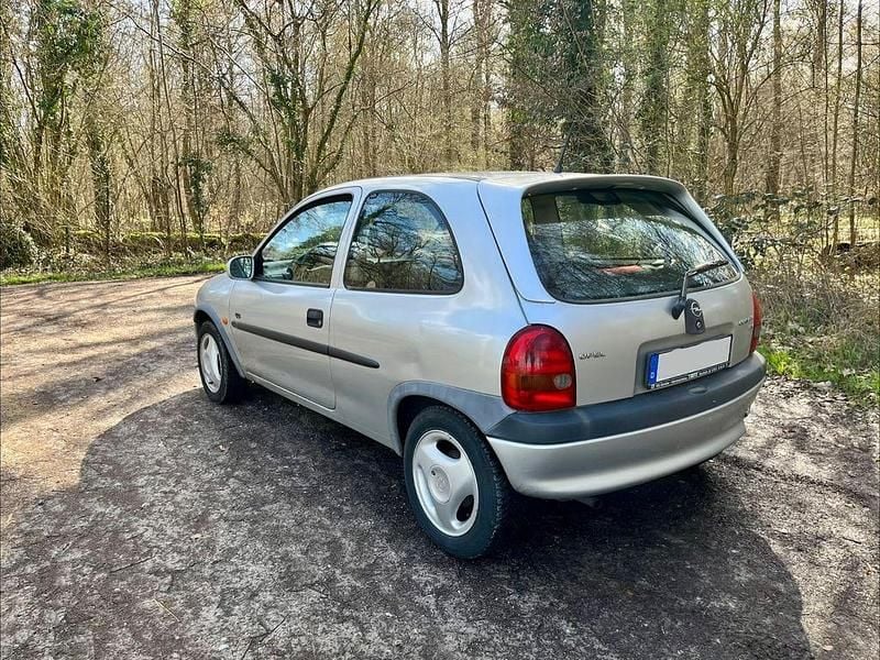 Gebraucht Opel Corsa Eco 54 PS (39 kW) 1999 Silber Limousine