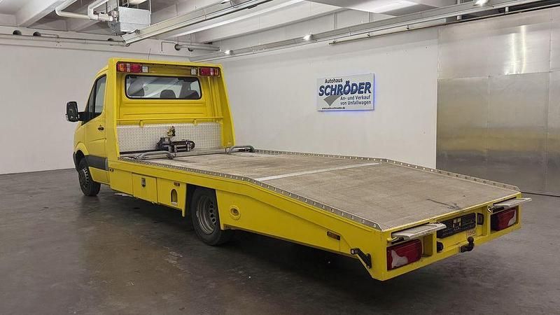 Gebraucht Mercedes Sprinter 190 PS (139 kW) 2017 Verkehrsgelb 89 Van