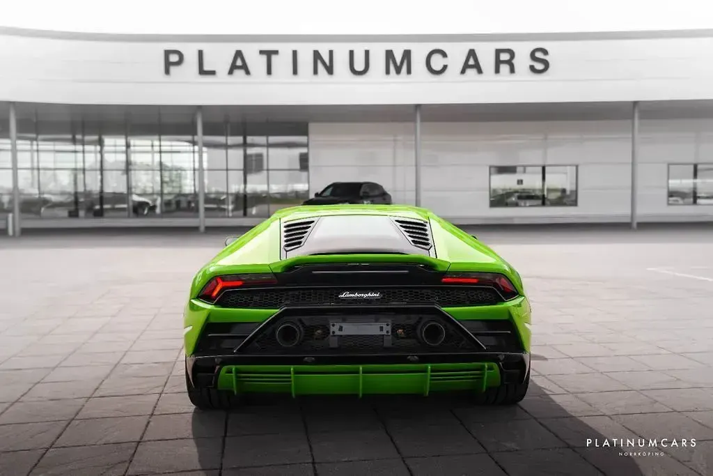 Used Lamborghini Huracán 640 HP (470 kW) 2020 Green