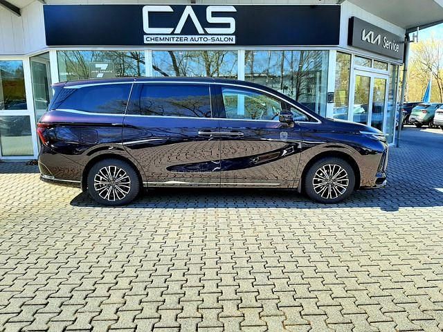 Gebraucht DFSK Forthing 9 245 PS (180 kW) 2025 Violett Van / Kleinbus