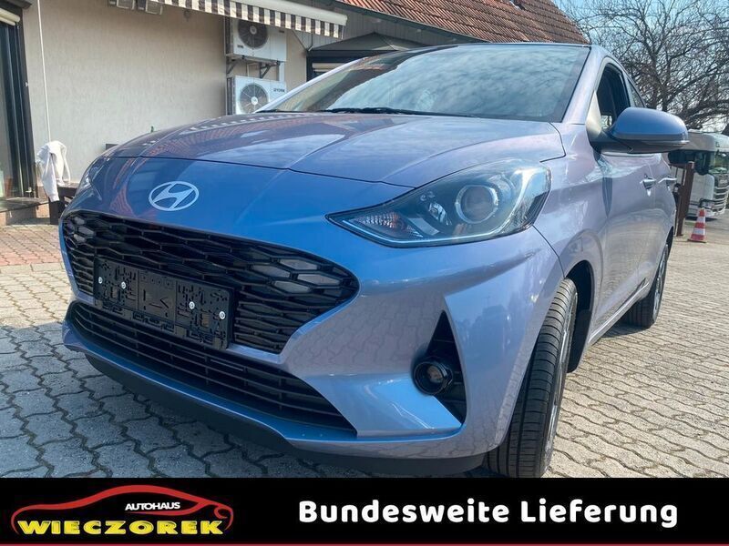 Blau Neu 2025 Hyundai i10 Style Kleinwagen | 17.940 € (Guter Preis) - Bild 1/4