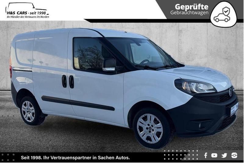 Gebraucht Fiat Doblò 95 PS (69 kW) 2019 Weiß Van / Kleinbus