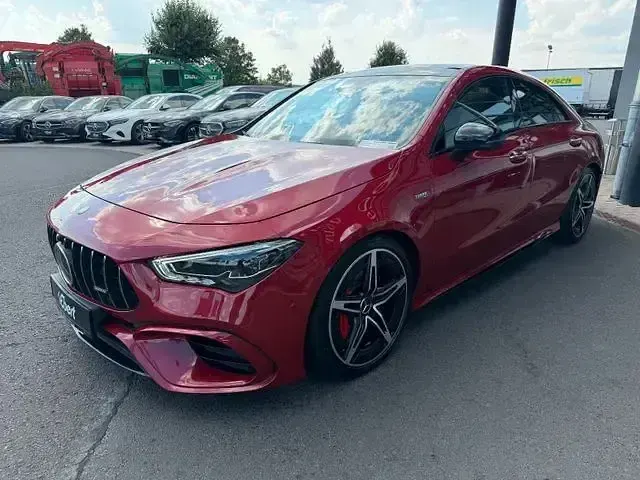 Gebraucht Mercedes CLA45 AMG AMG 421 PS (309 kW) 2024 Rot Coupé