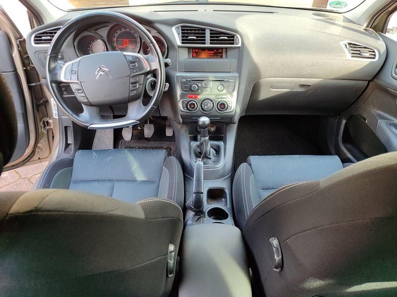 Gebraucht Citroën C4 Tendance 120 PS (88 kW) 2011 Beige Kleinwagen