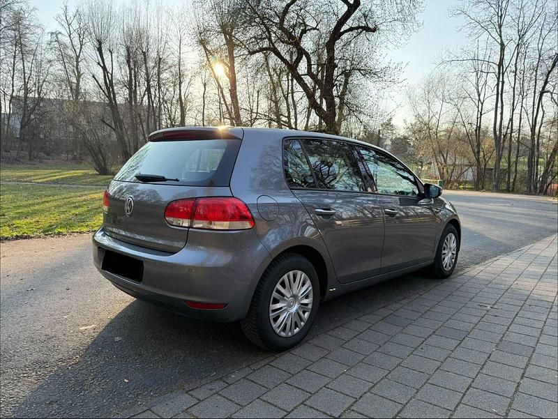 Gebraucht VW Golf VI 80 PS (58 kW) 2010 Grau Kleinwagen