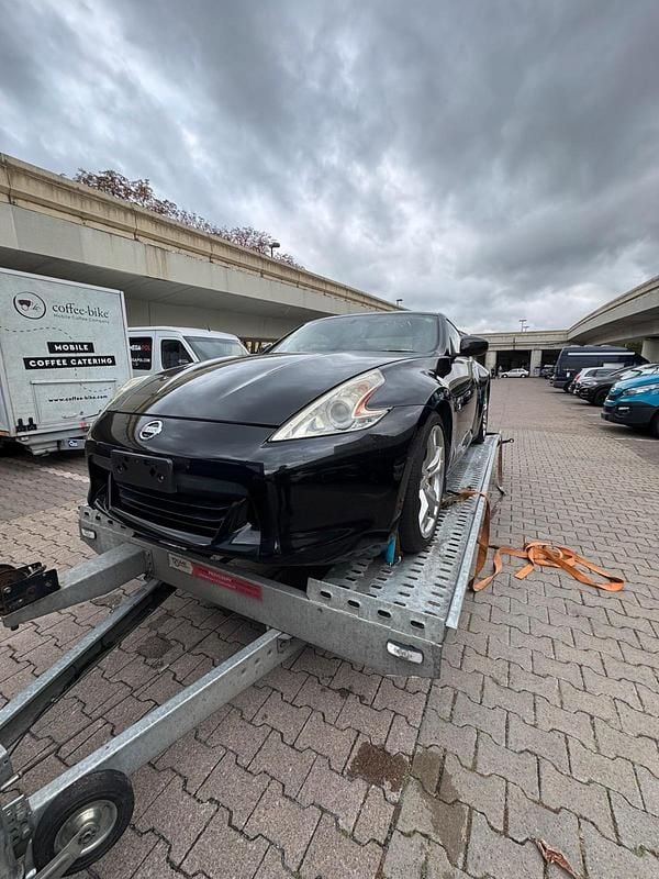 Schwarz Gebraucht 2010 Nissan 370Z Coupé | 10.700 € - Bild 1/4