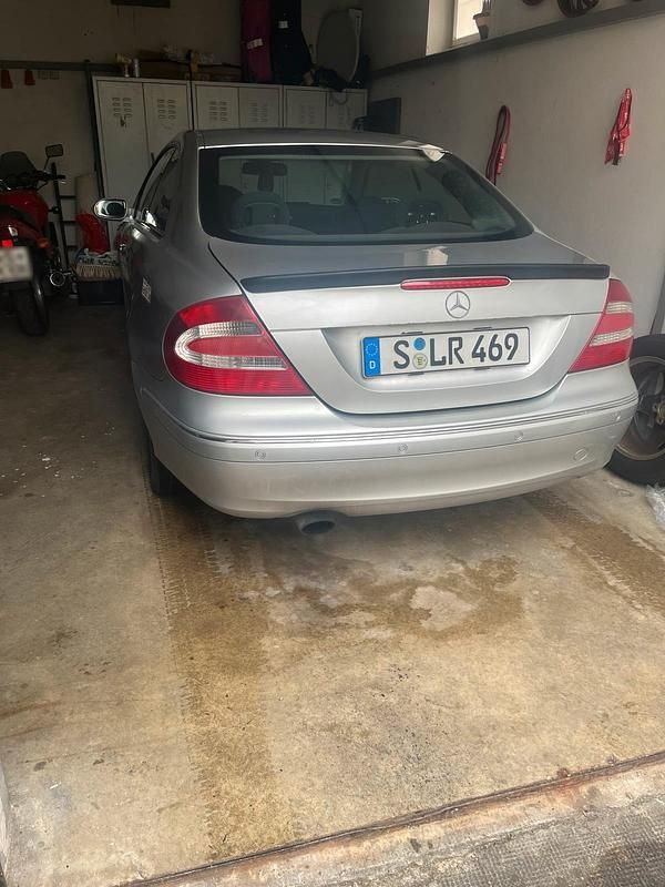 Gebraucht Mercedes CLK200 163 PS (119 kW) 2002 Silber Coupé