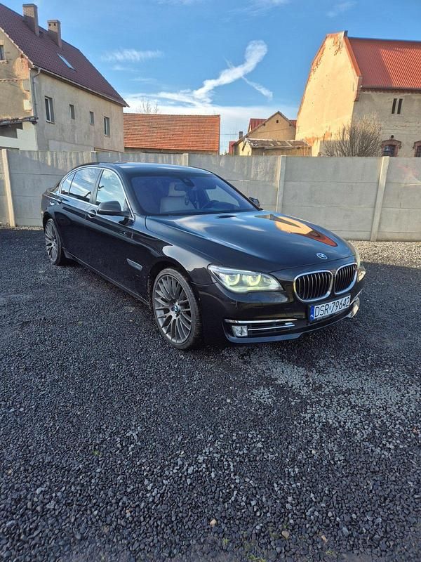 Gebraucht BMW 750L Performance 385 PS (283 kW) 2014 Limousine