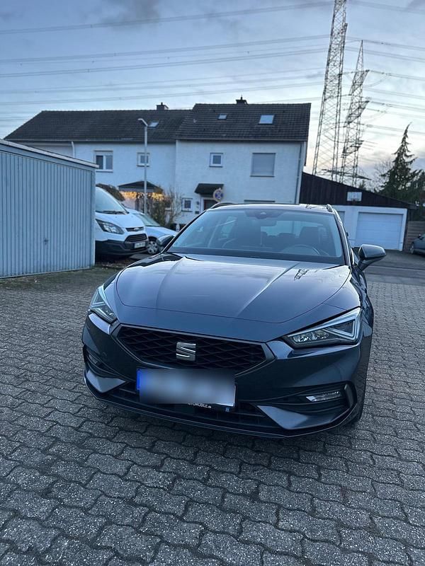 Gebraucht Seat Leon FR 110 PS (80 kW) 2021 Grau Limousine