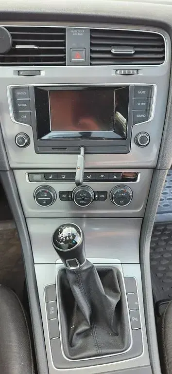 Używany VW Golf VII 110 KM (80 kW) 2015 Szary Sedan/Limuzyna