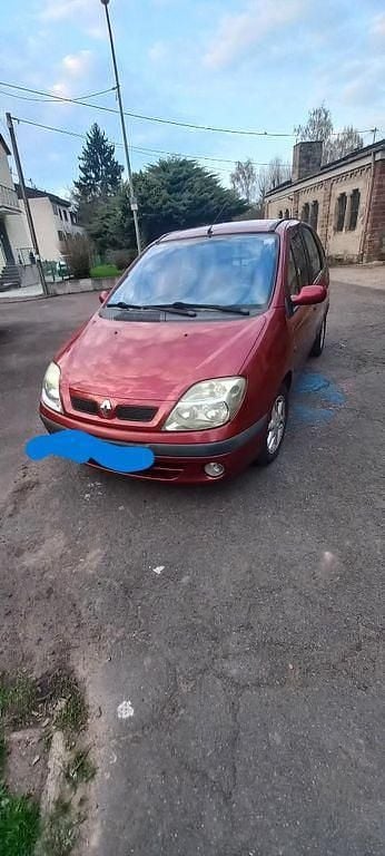 Gebraucht Renault Scénic 139 PS (102 kW) 2000 Rot Van / Kleinbus