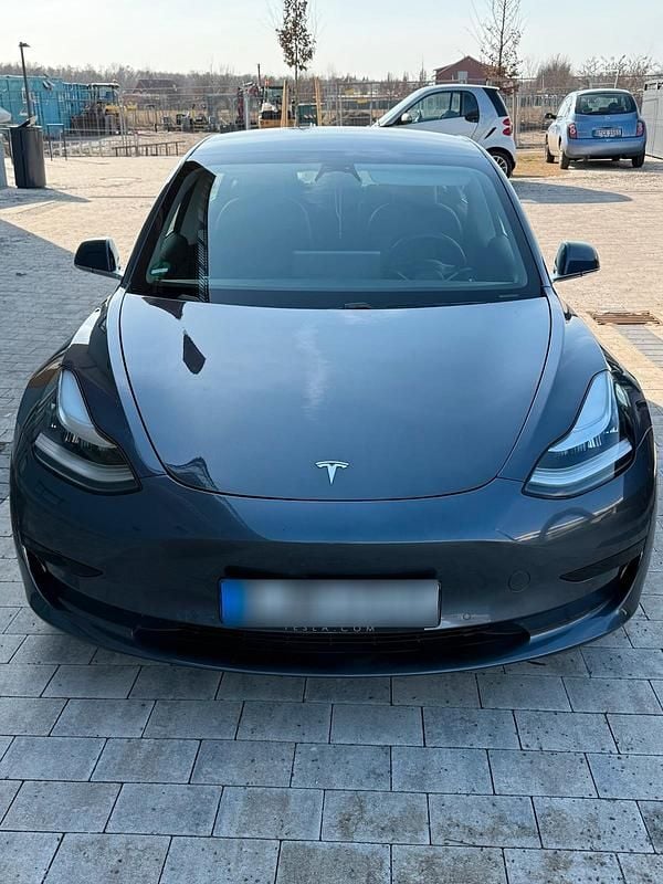 Gebraucht Tesla Model 3 Standard Range 208 kW (283 PS) 2021 Grau Limousine