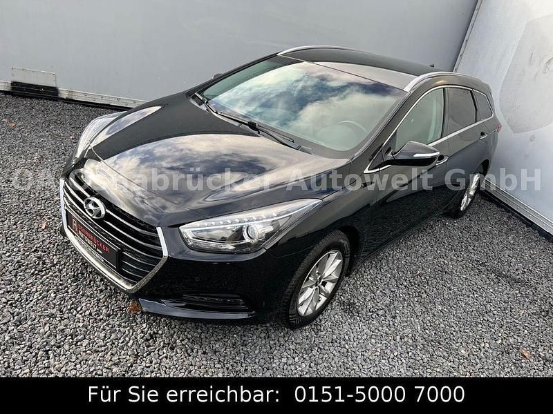 Schwarz Gebraucht 2016 Hyundai i40 Kombi | 13.700 € (Fairer Preis) - Bild 1/3