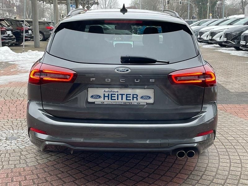 Gebraucht Ford Focus ST-Line X 155 PS (114 kW) 2024 Grau Kombi