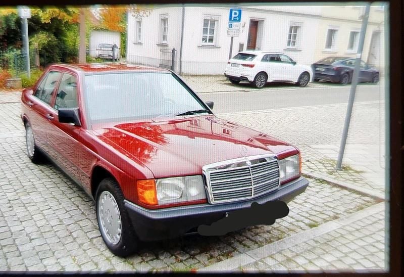 Rot Gebraucht 1987 Mercedes 190 Limousine | 6.500 € - Bild 1/4