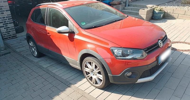 Gebraucht VW Polo Cross 75 PS (55 kW) 2010 Orange Kleinwagen
