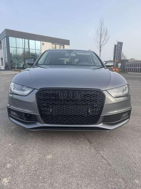 Gebraucht Audi A4 S-Line 177 PS (130 kW) 2013 Grau Kombi
